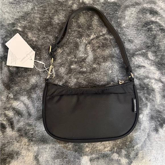 lululemon Classic Black Mini Shoulder Bag 1L - Picture 2 of 5